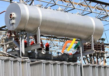 Dev Petrol tankı transformatör Santrali