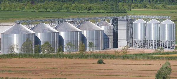 Instalação industrial para co-geração de energia a partir de resíduos orgânicos — Fotografia de Stock