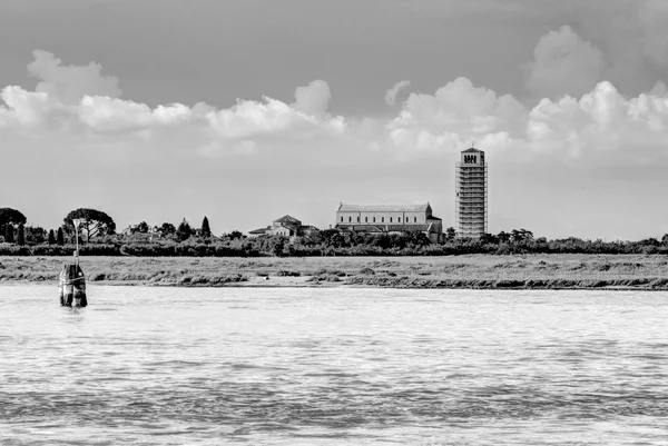 A velencei lagúna torcello harangtornya — Stock Fotó