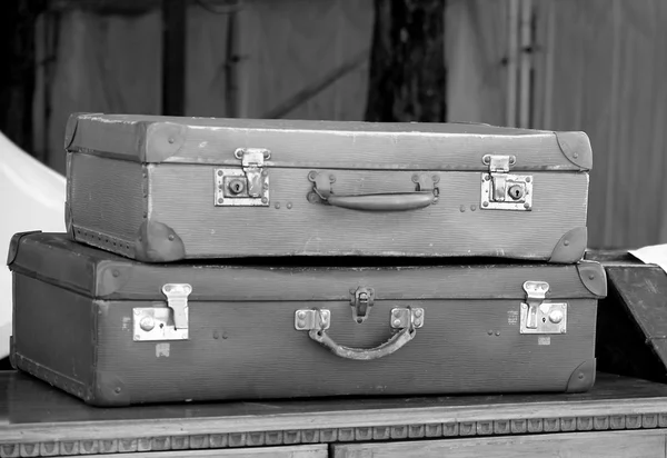 Skórzane walizki pierwotny używane w podróży przez przodków — Zdjęcie stockowe