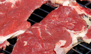 12 Barbekü Izgara tarafından dev sığır eti biftek