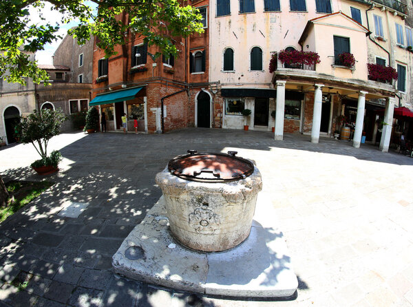 well in the square of the Jewish ghetto of Venice