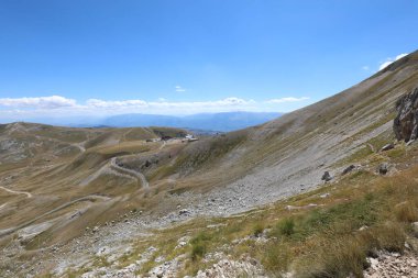 İtalya 'nın orta kesimindeki Apeninlerin panoraması