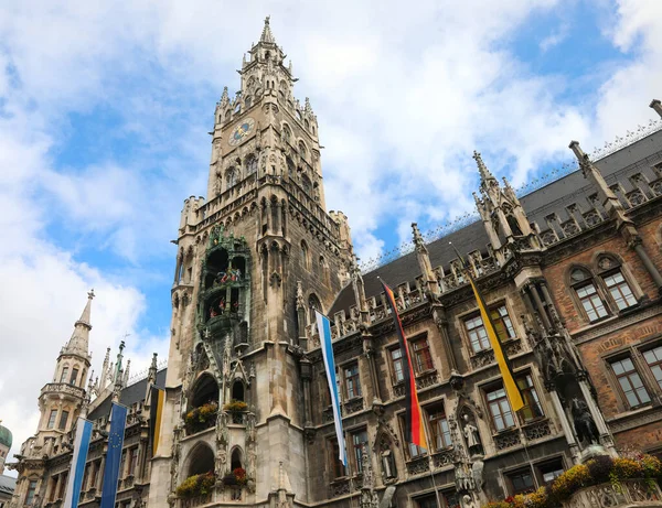 Detail Des Hochturms Des Neuen Rathauses Der Stadt München Mit — Stockfoto