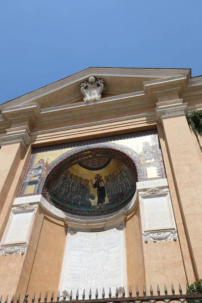 로마에 스칼라 스타르라고 불리는 종교적 모멘트의 — 스톡 사진