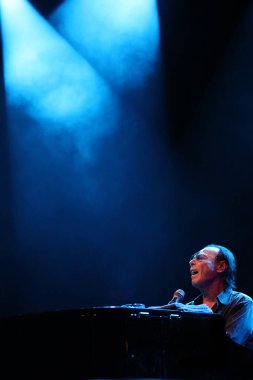 Vicenza, VI, İtalya - 8 Eylül 2021: Vendi ANTONELLO, İtalyan şarkıcı ve müzisyen.