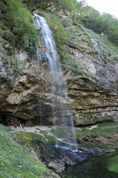 Cachoeira Muito Alta Chamada Fontanone Goriuda Norte Itália Perto Udine — Fotografia de Stock