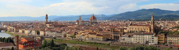 Fantasztikus Kilátás Nyílik Firenze Olaszországban Arno Folyó Több Látnivaló Nagy — Stock Fotó