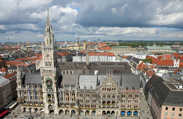 Panorama Des Neuen Rathauses Der Stadt München Deutschland Und Die — Stockfoto