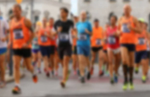 Celowo Zamazało Wielu Biegających Sportowców Podczas Wyścigu Pieszego Mieście — Zdjęcie stockowe