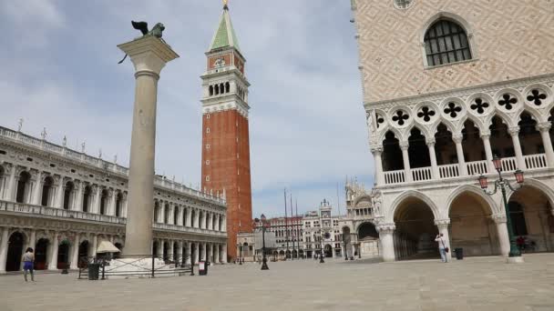 Αρχαία Ducal Palace Ονομάζεται Palazzo Ducale Στο Νησί Της Βενετίας — Αρχείο Βίντεο