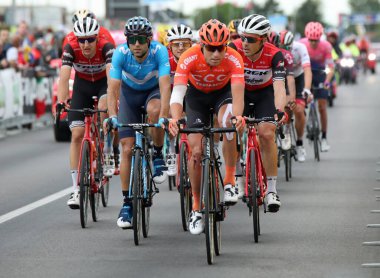 S.Maria di Sala, VE, İtalya - 30 Mayıs 2019: Giro d 'Italia olarak da bilinen İtalya turu, birçok profesyonel bisikletçiye sahip İtalyan bisiklet yarışı.