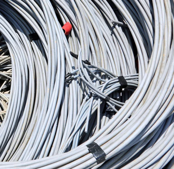Фоне Многих Шпаклевок Выброшенного Медного Электрического Кабеля Перерабатывающем Предприятии Отдельному — стоковое фото