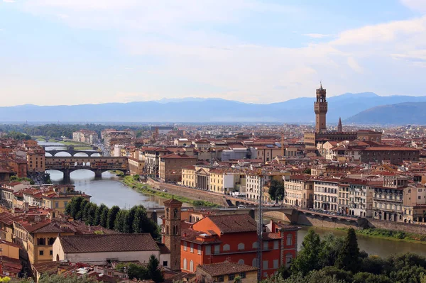 Rzeka Fiorentine Nazwie Fiume Arno Cityscape Florence Włoszech Regionie Toskanii — Zdjęcie stockowe