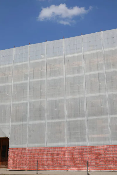 Bina Yenileme Çalışmaları Sırasında Evin Iskelesi Devletten Gelen Vergi Teşvikleriyle — Stok fotoğraf