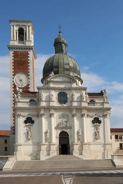 Santuario Con Basilica Cattolica Dedicata Alla Madonna Sul Colle Chiamato — Foto Stock