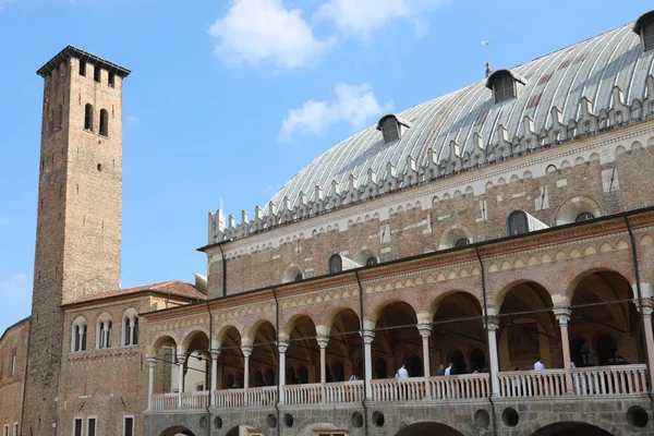 Padova Maggio 2022 Antico Palazzo Della Ragione Sulla Piazza Degli — Foto Stock