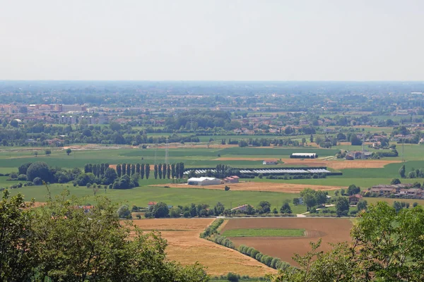 Krajobraz Szerokiej Równiny Zwanej Pianura Padana Języku Włoskim Włoszech Gospodarstwami — Zdjęcie stockowe