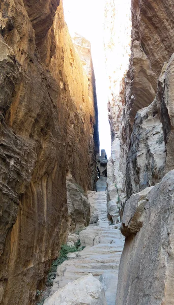 Lueur Lumière Qui Filtre Dans Canyon Parmi Les Rochers Des — Photo