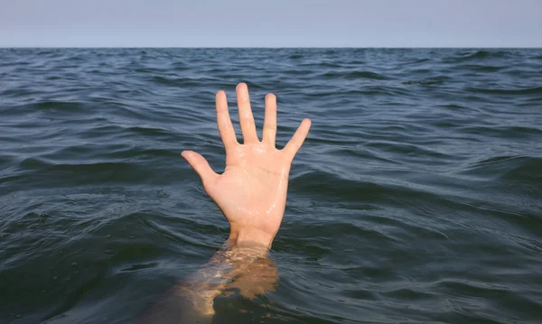 Large Open Hand Five Fingers Emerging Surface Sea Person Drown — Foto Stock