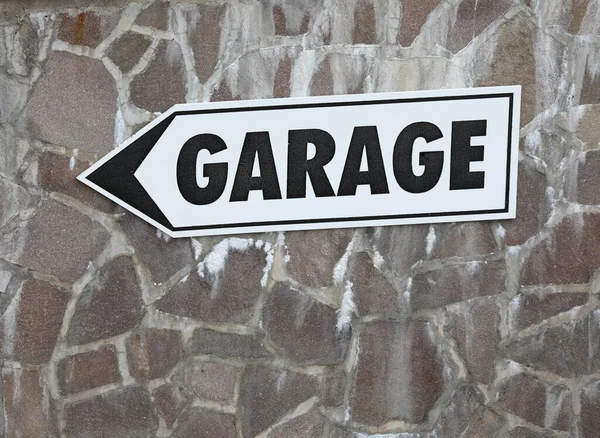 Big Arrow Garage Text Indicating Direction Parking Cars — Foto de Stock