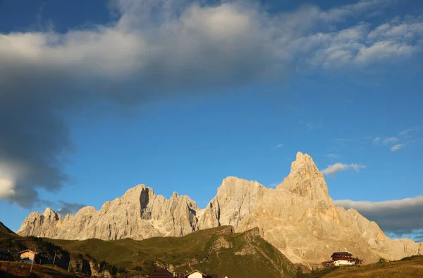 Italian Dolomites Colored Orange Optical Phenomenona Called Alpenglow Which Reflects — Photo