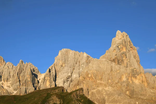 Breathtaking View Italian Dolomites Peak Called Cimon Della Pala Orange — Fotografia de Stock