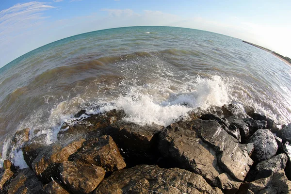 Seascape Sea Rocks Summer People Blue Sky Few Clouds — Stok fotoğraf