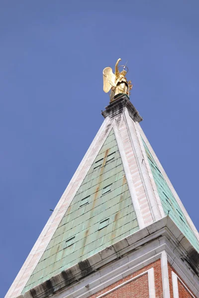 Punta Del Campanile San Marco Venezia Angelo Oro Cima Italia — Foto Stock