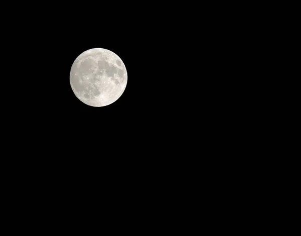 Pleine Lune Brillante Des Cratères Sont Vus Dans Ciel Étoilé — Photo