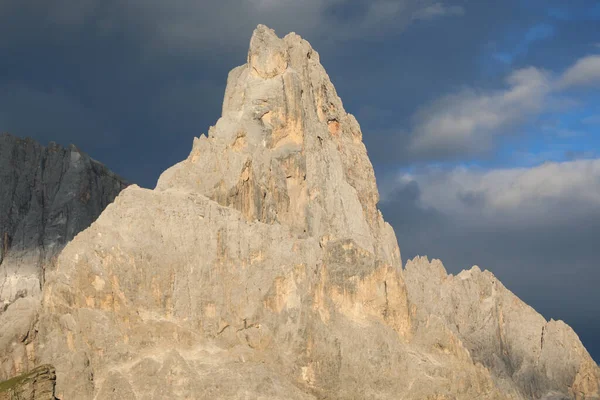 Европейские Альпы Гора Cimon Della Pala Италии Закате — стоковое фото