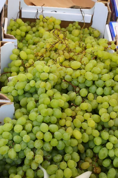 Crate White Green Grapes Sale Market Harvest — Stock Photo, Image