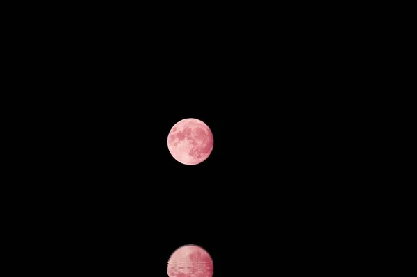 Grande Pleine Lune Rouge Dans Ciel Noir Sans Étoiles Nuit — Photo