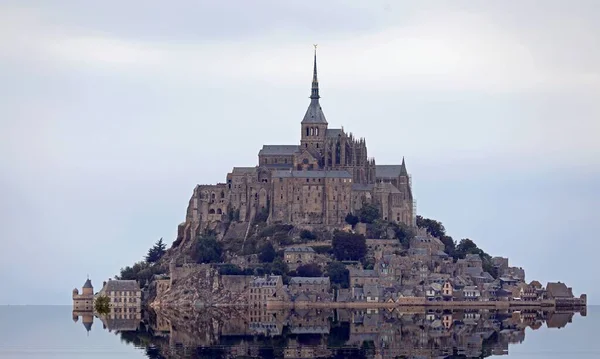 Famous Abbey Mont Saint Michel North France High Tide — Stock Photo, Image