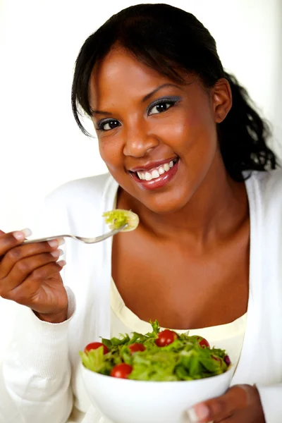 Woman eating fresh salad — Stock Photo, Image