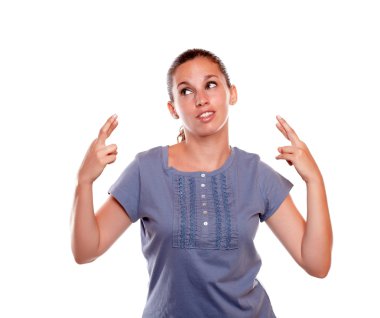 genç kadın bir dilek yapmak onun parmak kapısı