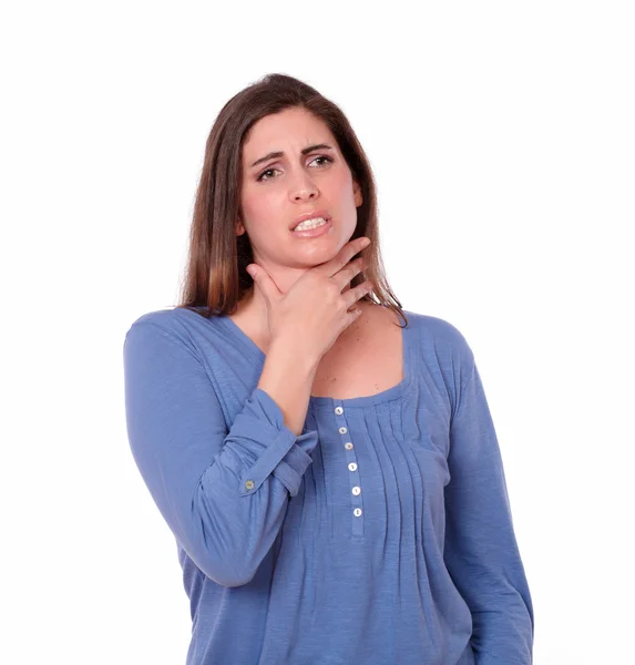 Adult hispanic woman with throat pain — Stock Photo, Image