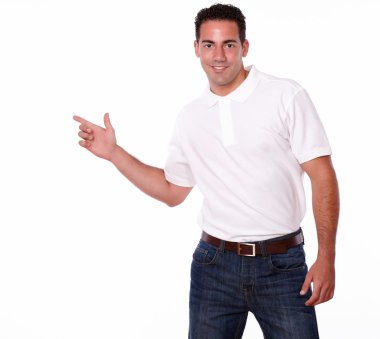 çekici bir adam sağ işaret