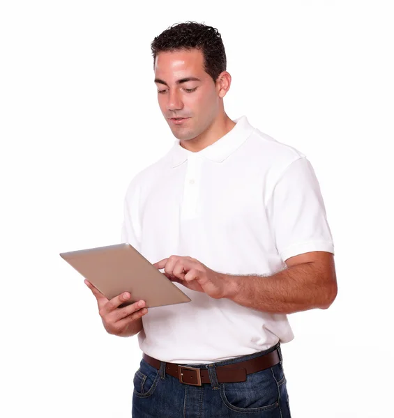 Schöner junger Mann mit seinem Tablet-PC — Stockfoto