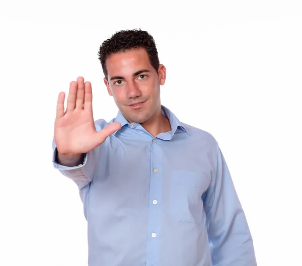 Módní hispánský muž s vysokým gesto — Stock fotografie