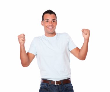 moda Hispanik erkek zaferini kutluyor