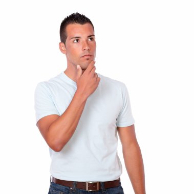 insanlara bakmaktan dalgın yakışıklı adam