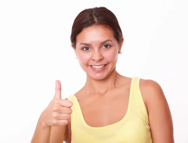 Menina morena com grande gesto de trabalho — Fotografia de Stock