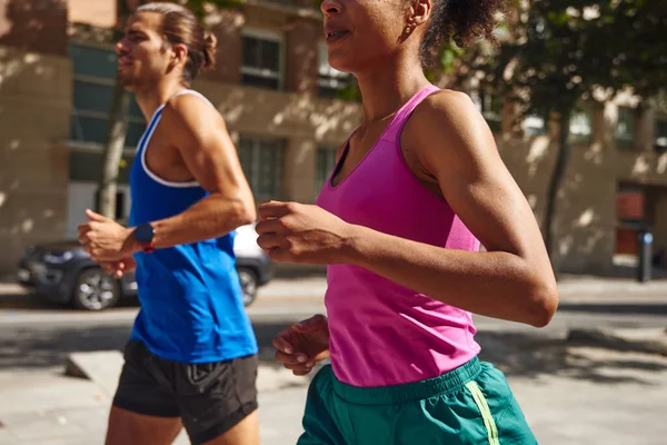 Sportief Jong Paar Joggen Samen Tijdens Hun Ochtend Training Sessie — Stockfoto