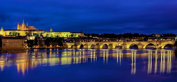 Praga idealna godzina niebieski — Zdjęcie stockowe