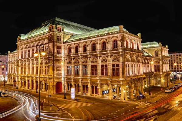 Viyana opera & ışıklar — Stok fotoğraf