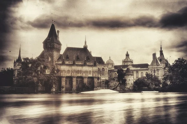 Castillo de Vajdahunyad y estilo antiguo —  Fotos de Stock