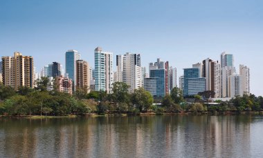 Fotoğraf: José Azevedo Parkı Londrina Brezilya