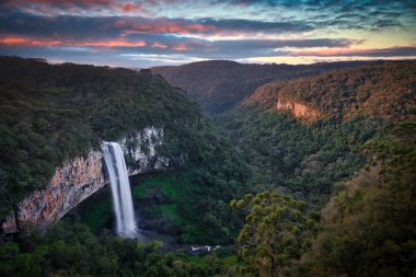 Fotoğraf: Caracol Waterall, Canela, Rio Grande do Sul, Brezilya
