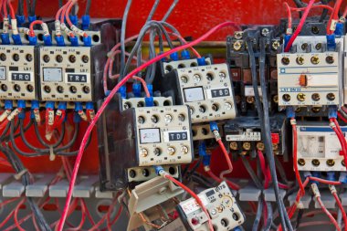 elektrik bağlantıları